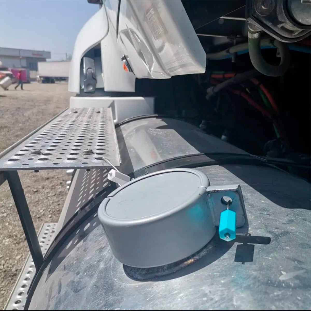 Cubre Tapón | Protector de Tanque Diésel Paq. 6 Pzas.